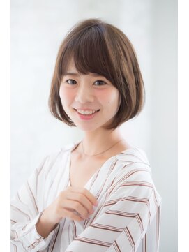 ジョエミバイアンアミ(joemi by Un ami) joemi新宿 ふんわりショートボブ 花野