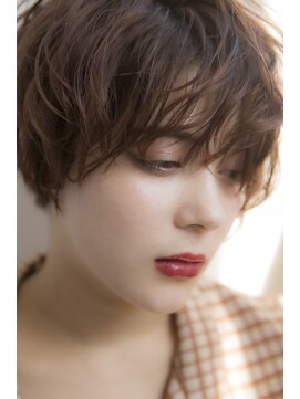 ミエル ヘア 新宿(miel hair) 〈mielhair新宿〉艶　クラシカル　ショート　TOKIO