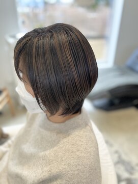 ヘアーデェカラー(hair de KOLOR) 【つくば】大人レイヤーボブ×白髪ぼかしハイライト