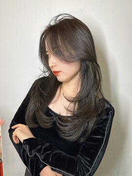 シェノン 心斎橋(CHAINON) 黒髪グレーベージュレイヤーロングアッシュカラー前髪パーマ
