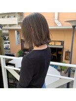 ミント(mint)&nbsp;ボブ/切りっぱなしボブ/外ハネボブ/グレージュ