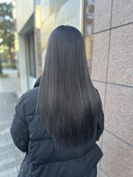 フツーロ 栄(FUTURO) ヘアカラー