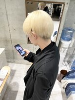 シィーム(cime) ホワイトブロンドショート