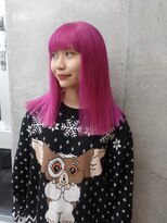 ネアー 新潟(NEER)&nbsp;ビビットピンクカラー◯コットンキャンディ◯切りっぱなしヘア