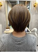 大人可愛いすっきりくびれショートヘア