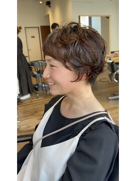 ホヌン 茅ヶ崎(Honnun) ニュアンスウェーブ × ショート/茅ヶ崎