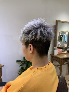 ユーネリー(U-NERY) ツーブロック