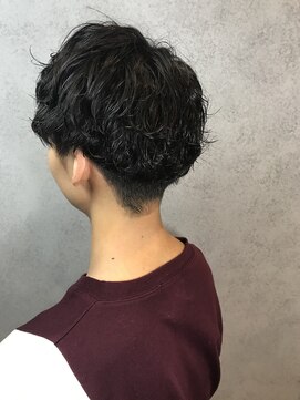 ヘアサロンM 新宿 【メンズパーマ！】