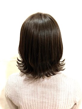 ブロッサム 東久留米店(Blossom) 髪質改善/暗髪/フェザーボブ/透明感/うる艶/フレンチガーリー