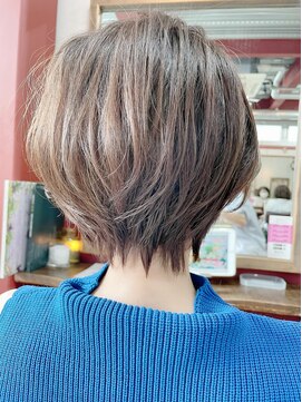 ルーファス 恵比寿 渋谷(Ruufus) 40代白髪ぼかしハイライトショート【Ruufus恵比寿渋谷】31579