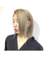 プランクスター(prankster)&nbsp;[prankster]ハイトーンの外ハネミディアムレイヤー