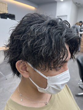 オムデュー(HOMME DEUX) 【YUKI】ツイストスパイラルパーマ