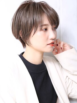 クラッチ 名古屋(CLUTCH) 大人可愛い小顔ツヤ髪ツヤ感前下がりショートボブA1