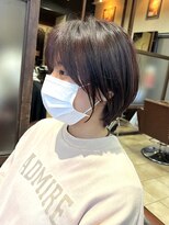 ハピネス クローバー 学園前店(Happiness CLOVER)&nbsp;丸みショート/前髪/顔周りカット/濱崎優/白髪ぼかし