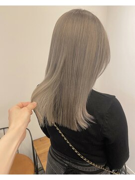 リリアーナ(LILIANA) 池袋　ダブルカラー　ケアブリーチ　ハイトーン　ブロンド♪