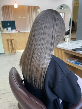 キュオンシア(CUEON. ciea) ロング×ハイトーンベージュ