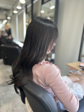 ラフ 難波店(LAFF) #黒髪#ボブルフ#ネビージュ#小顔#ワンレン