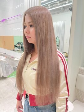 ユーリ(JUURI) ブロンドベージュ / ベージュ / ロングヘア