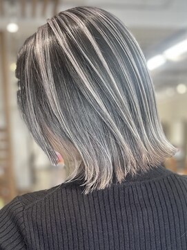 エリーツ(elyts) バレイヤージュ【渋谷/渋谷駅】学割、学割U24、前髪カット、渋谷