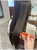 黒髪ストレートロング艶