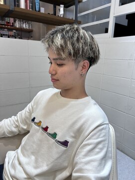 髪屋 紬 メンズ/メンズパーマ/ホワイトメッシュ