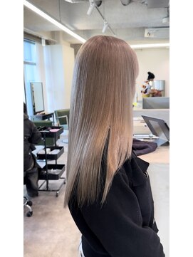 モニカ 原宿店(MONIQA) グレージュ