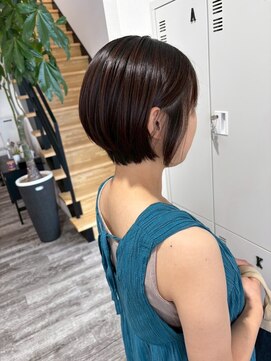 サロンド ベレーザ トータ(salao de beleza tota) short bob / 表面ストレート