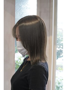 アリー 原宿 表参道(ALLY) 切りっぱなしロブ×ブリーチなしオリーブグレージュ