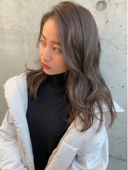 ロエナ(ROENA)の写真/【人気☆透明感カラー】トレンドに敏感なモデル,インフルエンサーなど…こだわり女子が集う《ROENA》