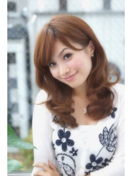 エス 西梅田(es) 夏秋のオフィスにハマる耳かけふわミディで魅力的に☆＠西梅田