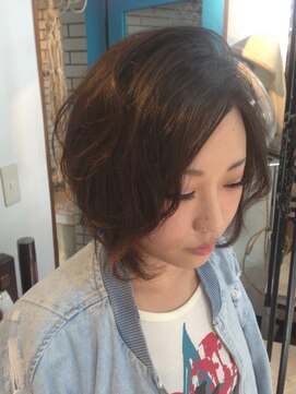 ヘアールーム ラジェム(Hairroom La.gemme1) 前下がりボブ