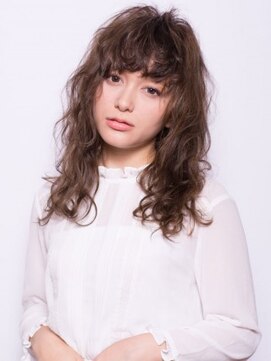 クアトロ グランシュ 川崎店(QUATRO × GranCieux) 外国人風ランダムウェーブ