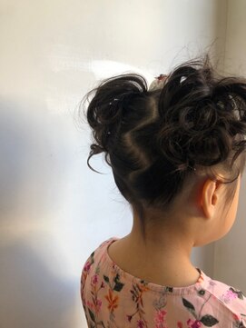 ウタ(uta) キッズ　女の子　お団子