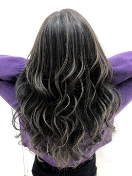 エヌプラス(N+) 黒髪グラデヘアーオリーブグレー小顔に見せるヘアココアベージュ