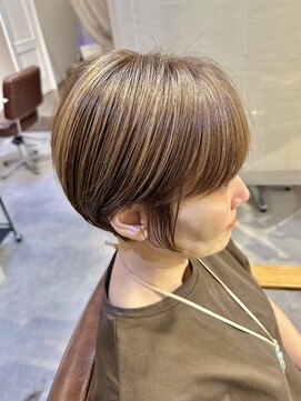 ナンバー 六本松(Number) 大人可愛い20代30代40代脱白髪染めハイライトショートボブ