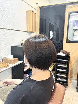 アキコ(AKIko) まとまるショートスタイル