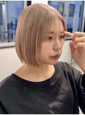 【YOKE】ミルクティーベージュ金髪ボブホワイトベージュ