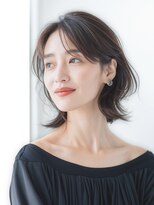 ボタン(botan)&nbsp;軽やかさとエレガンスを両立した、40代のための魅せる髪