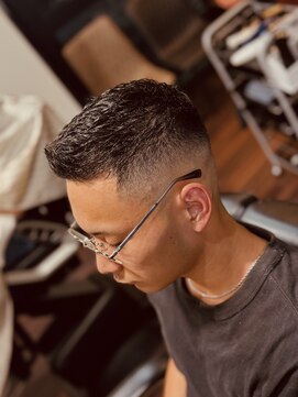 ジェイソンバーバー 2nd(JASON BARBER) 締まる男のスタイル。ウェーブアップ。