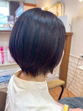 ナオシ トレス 富雄店(nao*c tres) 大人可愛い丸みショートボブ【奈良市】