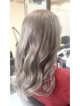 ファブ 千葉店(FaB) ほんのりグレージュ