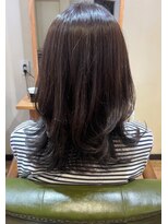 オーストヘアジジ(Aust hair Gigi)&nbsp;アッシュグレーとレイヤーボブ