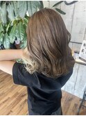 白髪ぼかしハイライト×ミルクティーブロンド×インナーホワイト