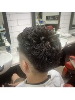ヘアサロン大野 ニューオータニ ザ メイン店 パーマ×フェードの絶対的な組み合わせスタイル