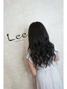 リー 天王寺(Lee) 【Lee天王寺】黒髪×ブルー&エクステ