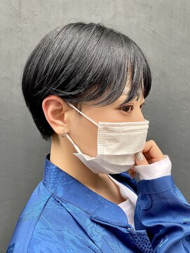 ブルートマト(BLUE TOMATO) 前上がりマッシュショート