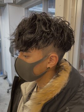 フィフス(fifth) サイドグラデーションスパイラルパーママッシュスリークショート