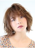 カールバングの抜け感ボブ