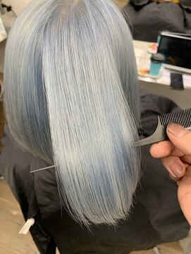 リーホリエ(Lee Horie) シルキーブルー×無枝毛美髪