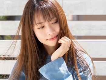 ダッチェス(DUCHESS)の写真/【髪本来の美しさを引き出す、洗練されたストレートヘア】酸性ストレート & 縮毛矯正で理想の質感へ